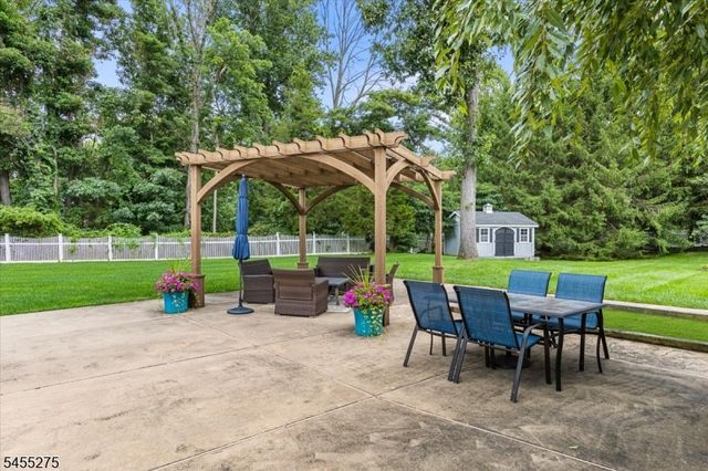 6 Prides Xing, Sparta Twp., NJ 07871