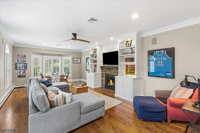 6 Prides Xing, Sparta Twp., NJ 07871