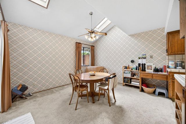 30 Park Place Ct, Sacramento, CA 95831