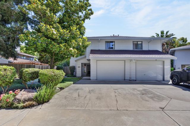 30 Park Place Ct, Sacramento, CA 95831