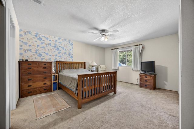 30 Park Place Ct, Sacramento, CA 95831