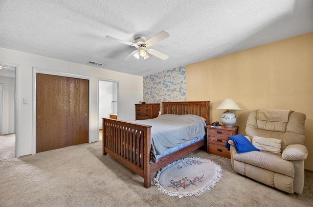 30 Park Place Ct, Sacramento, CA 95831