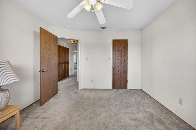 30 Park Place Ct, Sacramento, CA 95831
