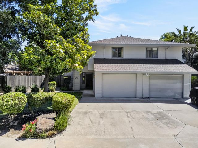 30 Park Place Ct, Sacramento, CA 95831