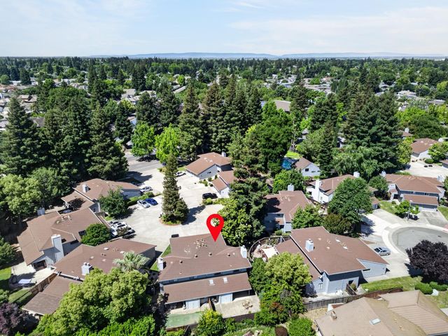 30 Park Place Ct, Sacramento, CA 95831