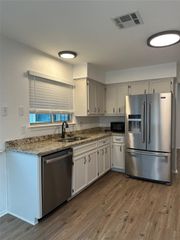 7621 Scenic Brook DR, Austin, TX 78736