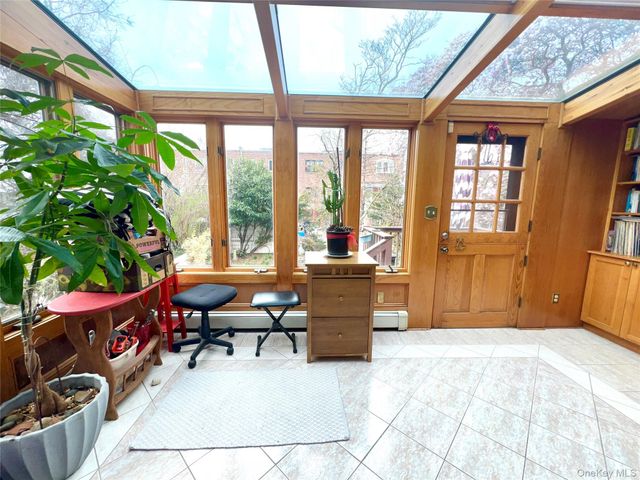 2561 Eastchester Road, Bronx, NY 10469