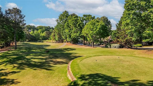 8020 Royal Saint Georges Lane, Duluth, GA 30097