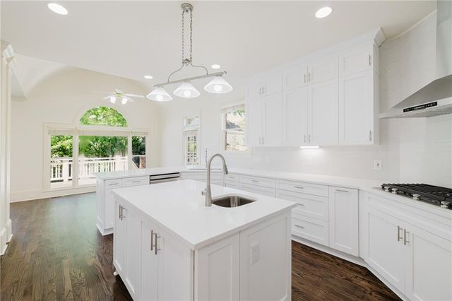 8020 Royal Saint Georges Lane, Duluth, GA 30097