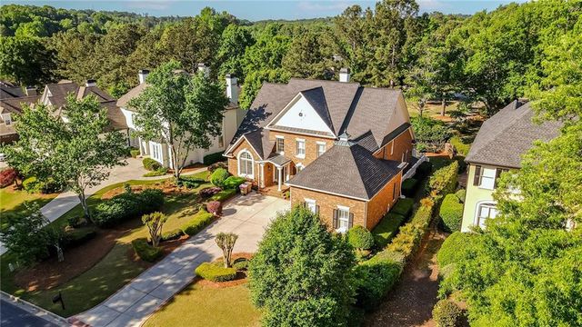 8020 Royal Saint Georges Lane, Duluth, GA 30097