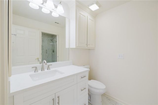 8020 Royal Saint Georges Lane, Duluth, GA 30097