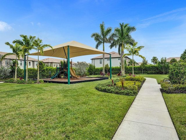4825 CHANTILLY Road, Lake Worth, FL 33467