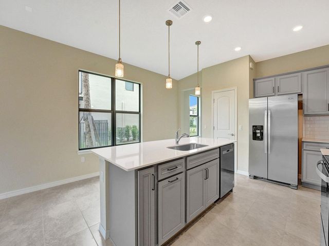 4825 CHANTILLY Road, Lake Worth, FL 33467