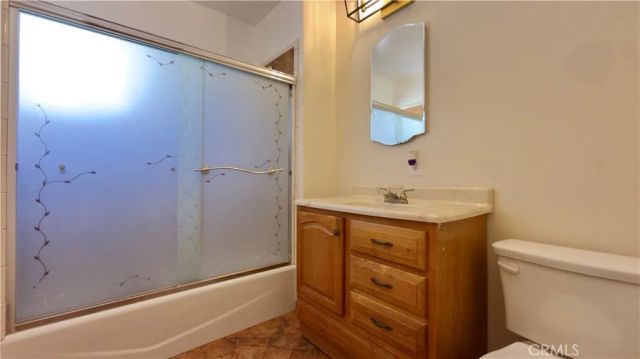 10416 Cayuga, Pacoima, CA 91331