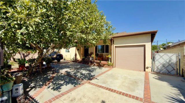10416 Cayuga, Pacoima, CA 91331