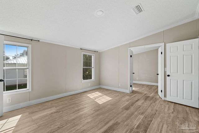 8412 Pond Ave, Pensacola, FL 32534