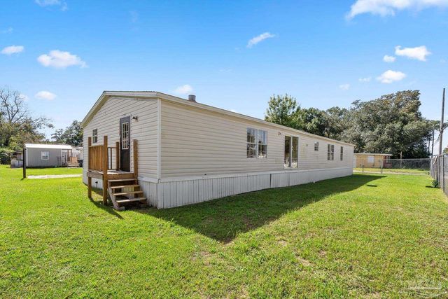 8412 Pond Ave, Pensacola, FL 32534