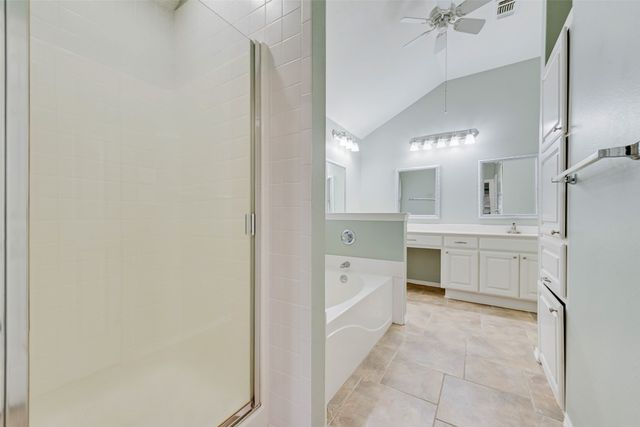 1130 Fawn Meadow Trail, Kennedale, TX 76060