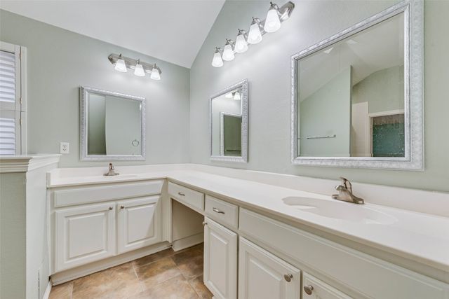 1130 Fawn Meadow Trail, Kennedale, TX 76060