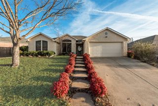 1130 Fawn Meadow Trail, Kennedale, TX 76060