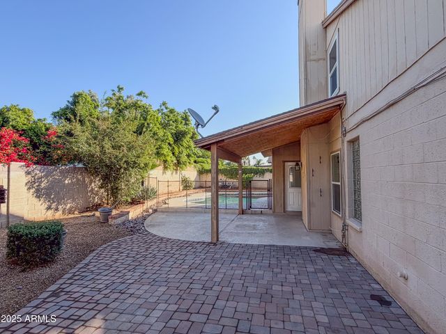 6528 E PARADISE Lane, Scottsdale, AZ 85254