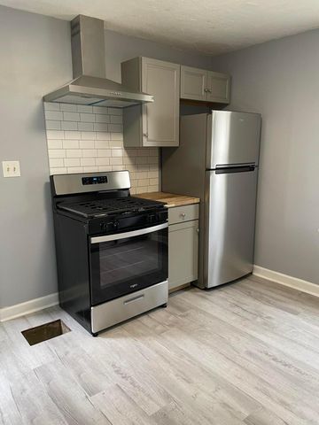 144 James Road, Columbus, OH 43213