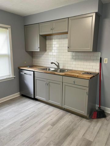 144 James Road, Columbus, OH 43213