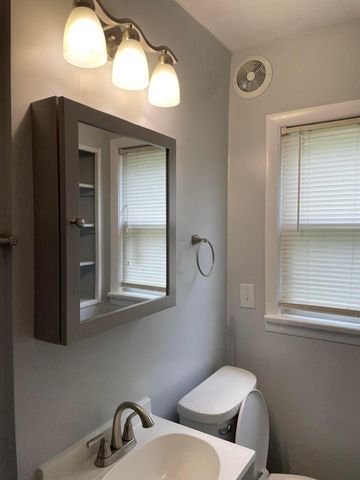 144 James Road, Columbus, OH 43213