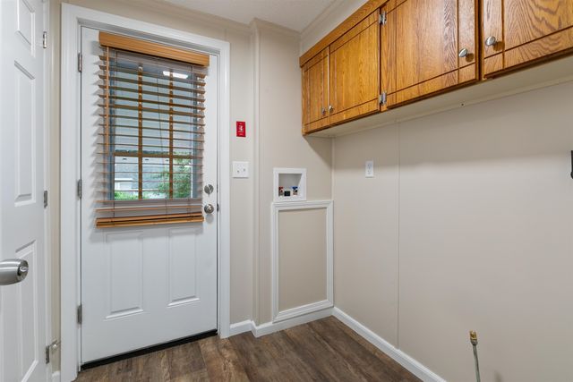 3 Bay Street, Hudson, NH 03051