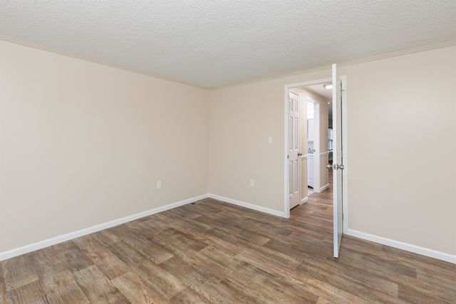 3 Bay Street, Hudson, NH 03051