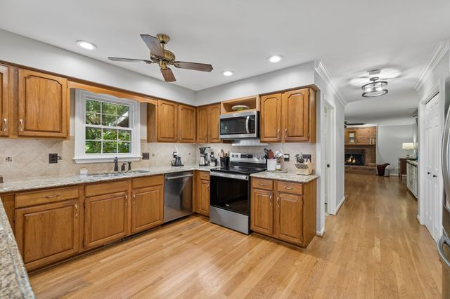 6020 Manor Pl, Brentwood, TN 37027