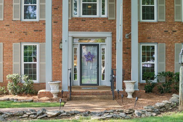 6020 Manor Pl, Brentwood, TN 37027
