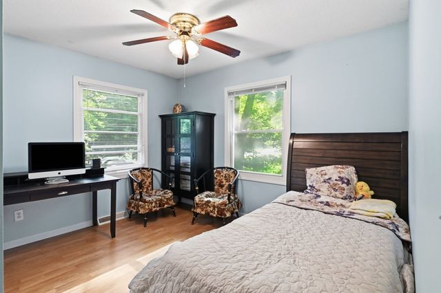 211 Allen St, East Longmeadow, MA 01028