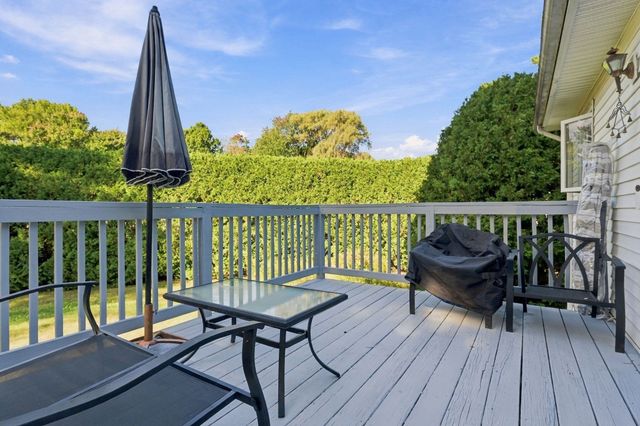 211 Allen St, East Longmeadow, MA 01028