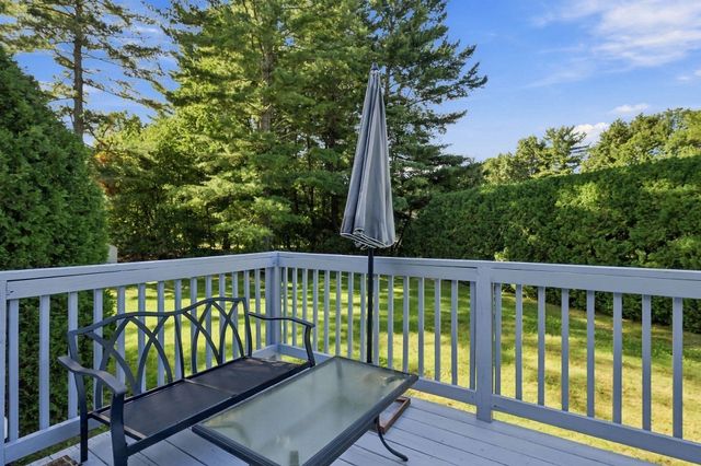 211 Allen St, East Longmeadow, MA 01028