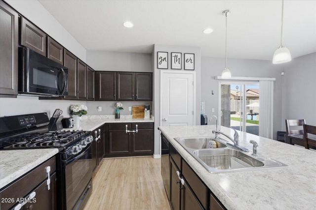 11726 W DEL RIO Lane, Avondale, AZ 85323