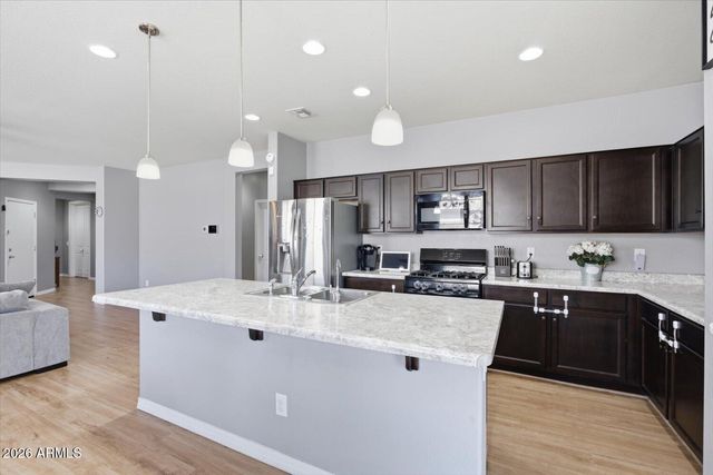 11726 W DEL RIO Lane, Avondale, AZ 85323