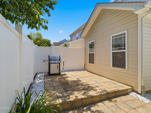 2505 Asher View Court, Raleigh, NC 27606