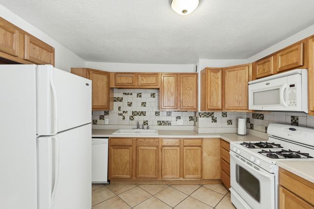 1816 Mae Avenue SW, Albuquerque, NM 87105