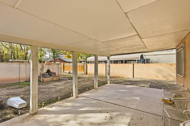 1816 Mae Avenue SW, Albuquerque, NM 87105