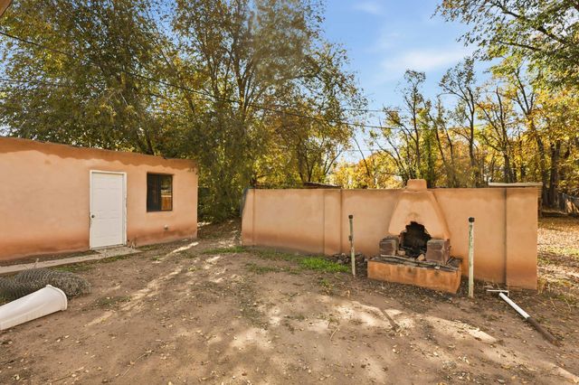 1816 Mae Avenue SW, Albuquerque, NM 87105