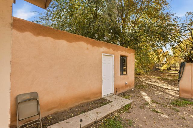 1816 Mae Avenue SW, Albuquerque, NM 87105