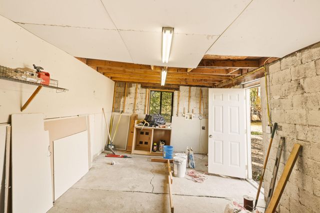 1816 Mae Avenue SW, Albuquerque, NM 87105