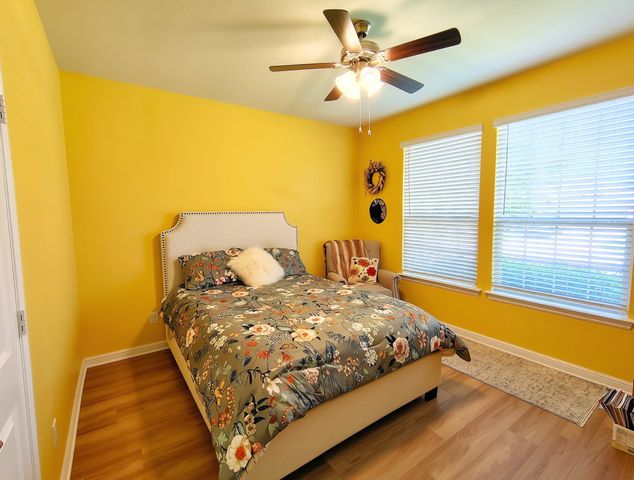 423 Regatta Lane, Azle, TX 76020