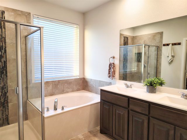 423 Regatta Lane, Azle, TX 76020