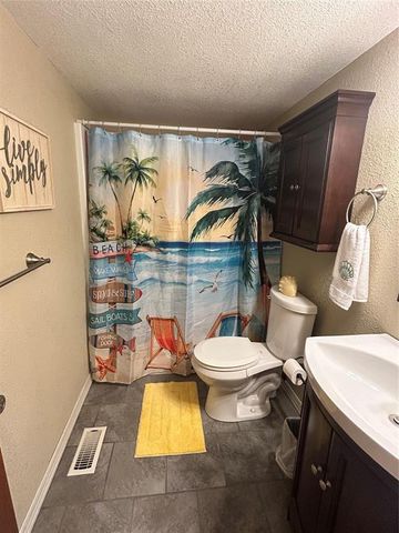 417601 E 1145 Road, Eufaula, OK 74432