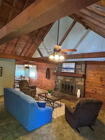 417601 E 1145 Road, Eufaula, OK 74432