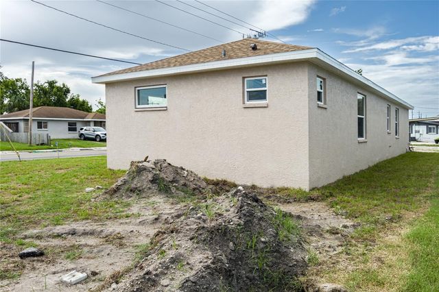 1515 2ND AVENUE W, Palmetto, FL 34221