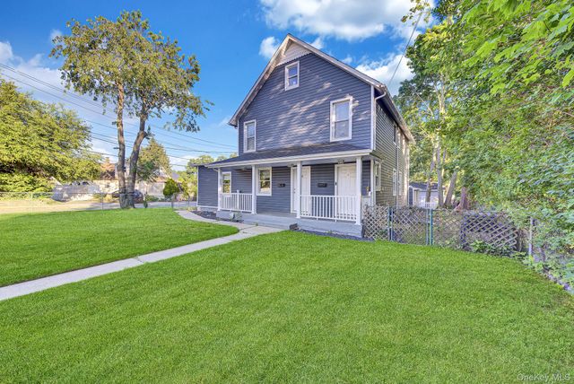 50 Pulaski Road, Kings Park, NY 11754