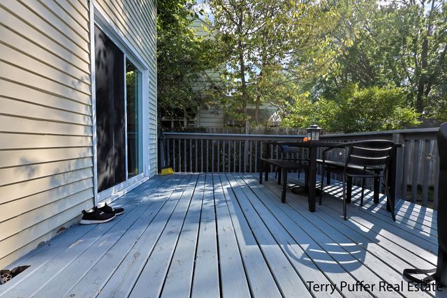 1006 Merritt Street SE, Grand Rapids, MI 49507